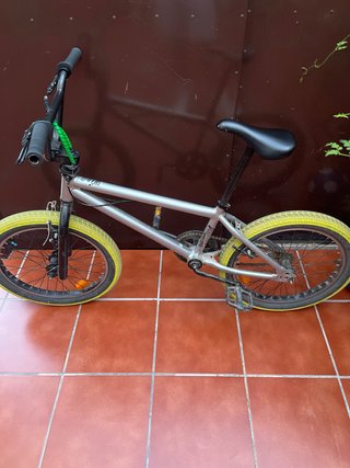 Bicicleta BMX Monti