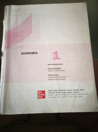 Libro de Economía de 1° de Bachillerato