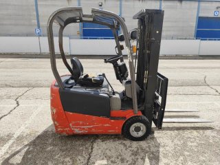 Carretilla elevadora eléctrica