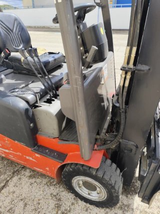 Carretilla elevadora eléctrica