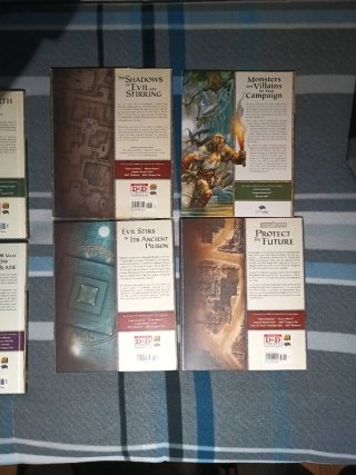 Dungeons & Dragons 4e pack de manuales en inglés