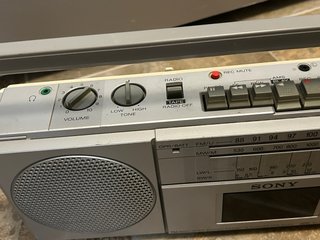 Sony CFS-2000S Boombox Radio Cassette