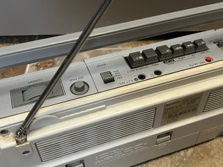 Sony CFS-2000S Boombox Radio Cassette