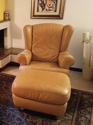 Coppia Poltrone e Pouf