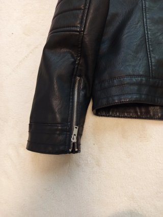 Cazadora efecto cuero C&A negra hombre XL