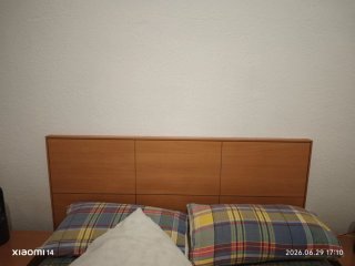 Armario de madera 3 puertas ,dos mesitas de noche