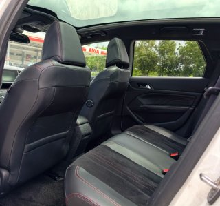 Peugeot 308 SW GT  2.0 BlueHDi 180cv  2016