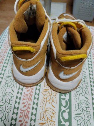 Nike número 38.5