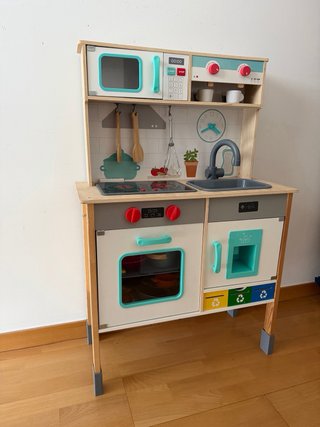 Cocina de juguete de madera