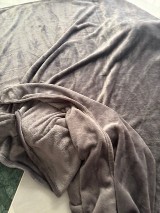 Manta Zara Home Polar Grande Gris