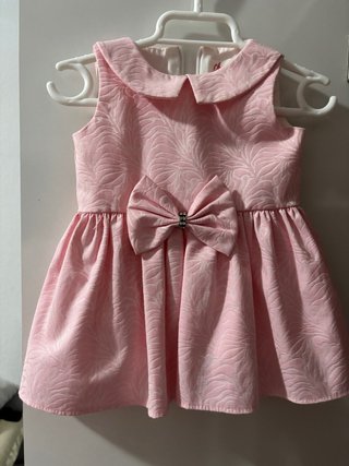 Vestido rosa bebé con lazo