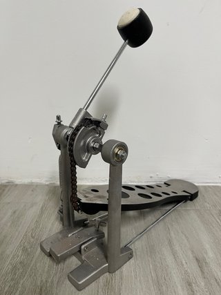 Pedal de bombo para batería