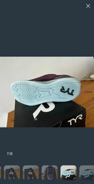 Zapatillas deportivas TYR moradas