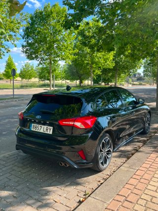 Ford Focus St line X 2021