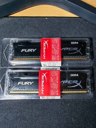 Kingston Fury DDR4 RAM x2 4GB