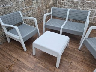 Conjunto Muebles Exterior: Sofá, Silla y Mesa