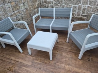 Conjunto Muebles Exterior: Sofá, Silla y Mesa