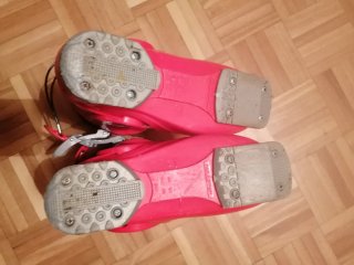 Botas de esquí infantiles rojas