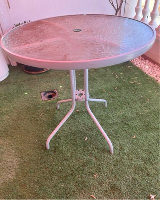 Mesa de terraza redonda cristal y metal
