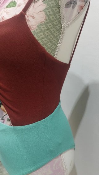 Bañador abertura central. Trend Collection H&M.