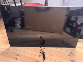 TV samsung smart tv 43” modelo UE43AU9075UXXC