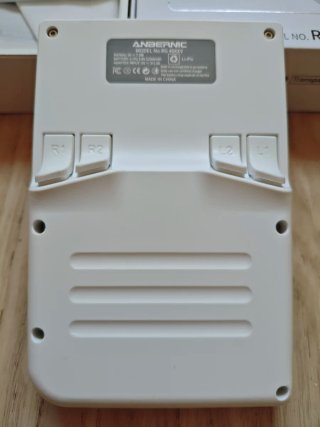 128Gb Anbernic RG40XXV