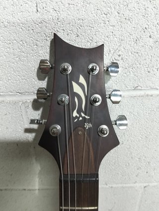 guitarra estilo PRS