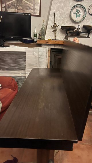 Mesa antigua plegable de madera para restaurar