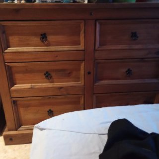 Muebles de madera maciza
