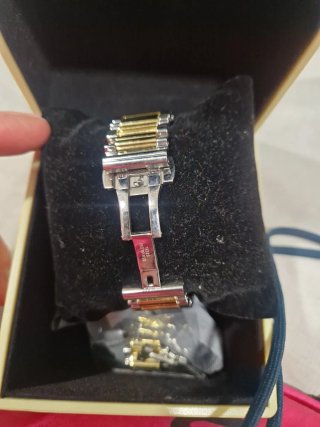 Reloj Tous Mujer Negro y Dorado