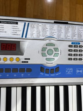 Tastiere elettroniche Yamaha SK-550