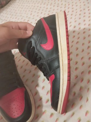 Air Jordan 1 Low Negras y Rojas