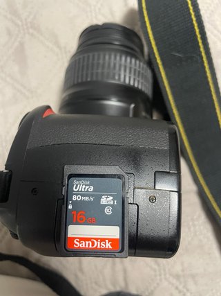 Cámara Nikon Negra
