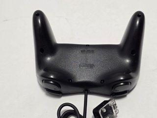 1 Nintendo Wii Oficial Mando Clasico Pro - Negro