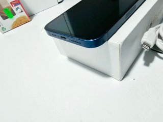 iPhone 12 Blu Batteria 82%