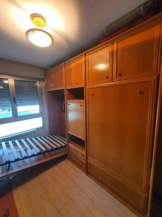 Habitación con 2 camas abatibles