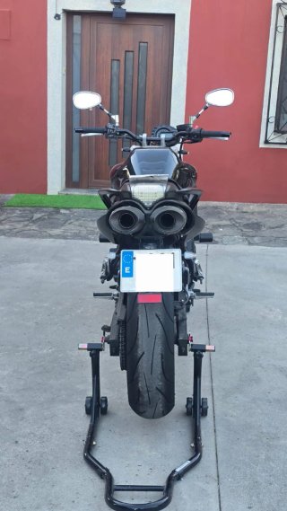 Yamaha FZ6 S1 Naked Negra