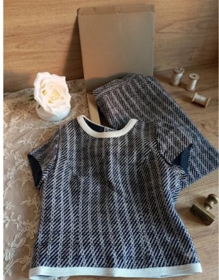 Set Jotaele gonna e top/blusa. Ottimo