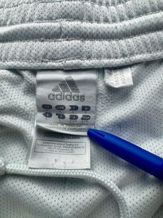 Pantalón corto deportivo Adidas blanco