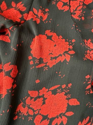 Vestido Zara Negro Flores Rojas Manga Larga