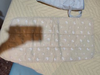 Bolso  bebé Mustela azul.