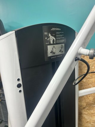 Press superior Life Fitness Signature
