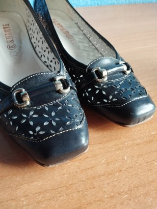 Zapatos de tacón bajo