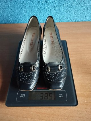 Zapatos de tacón bajo