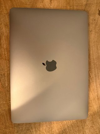 MacBook Pro 13” 2019 i5 8GB - Perfecto estado, fun