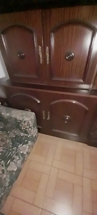 Mueble de salón antiguo de madera