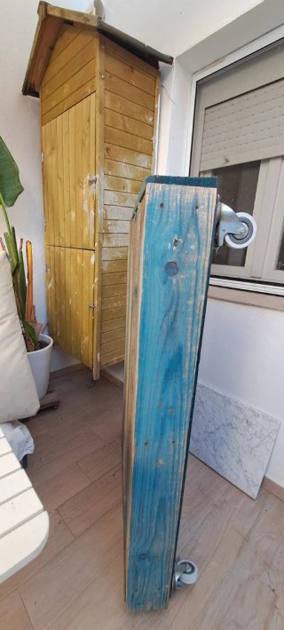 Mesa Palet con Ruedas + 2 Palets mas.