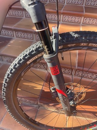 Bicicleta Cube Carbono MTB