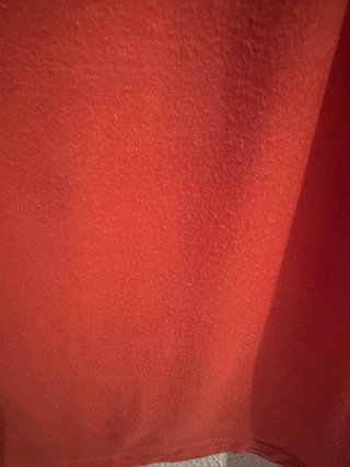 Blusa naranja con lentejuelas