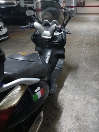 Aprilia Atlantic 125cc Maxi Scooter
